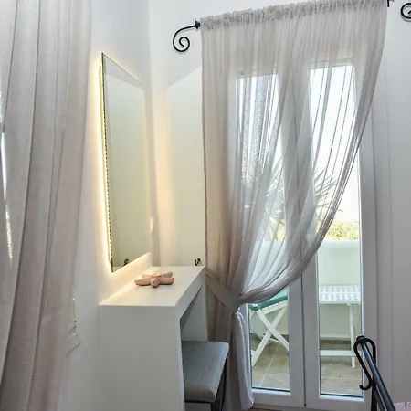 Porto Manolis Agios Ioannis (Tinos)