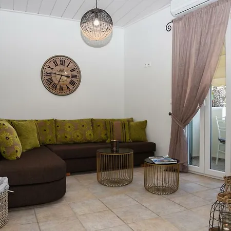 Porto Manolis 4*